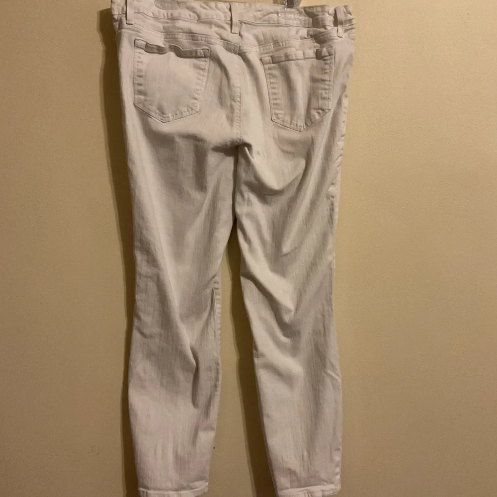 Nine West Women's Light Beige Skinny Jeans